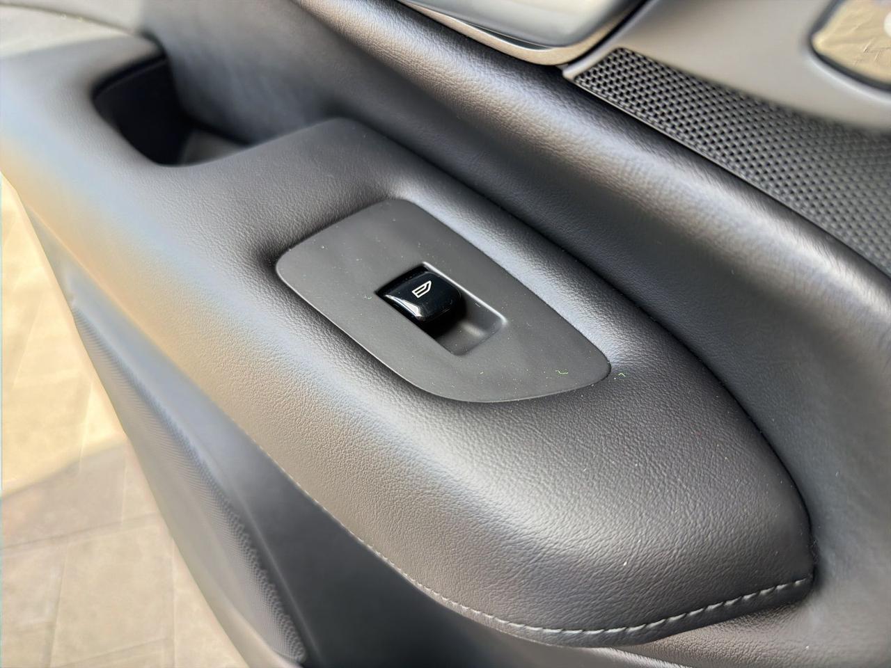 2024 Volvo XC90 B5 Core Bend OR