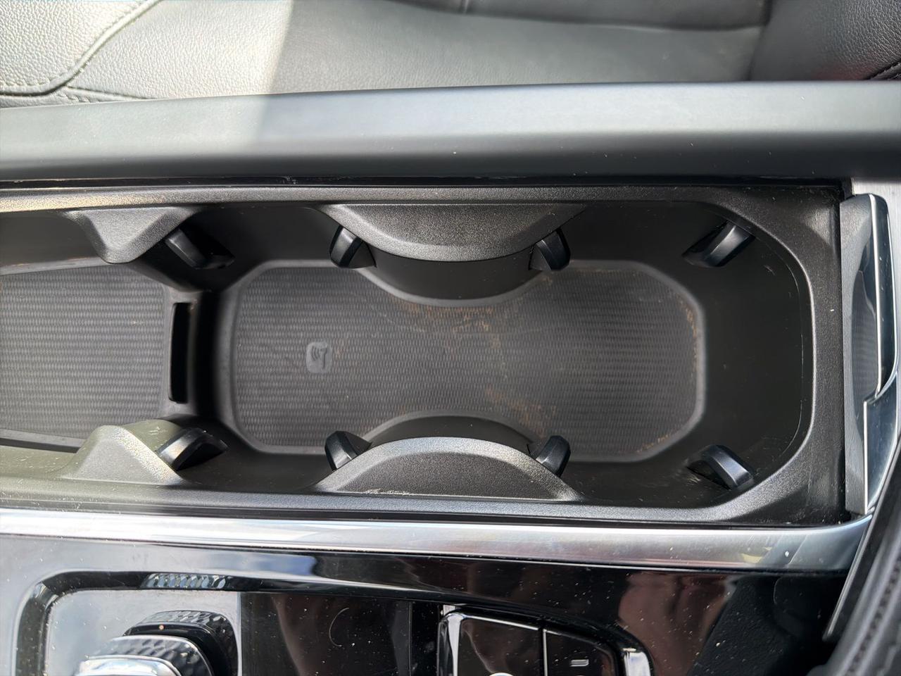 2024 Volvo XC90 B5 Core Bend OR