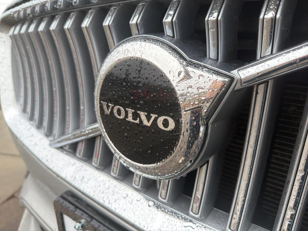 2024 Volvo XC90 B5 Core Bend OR