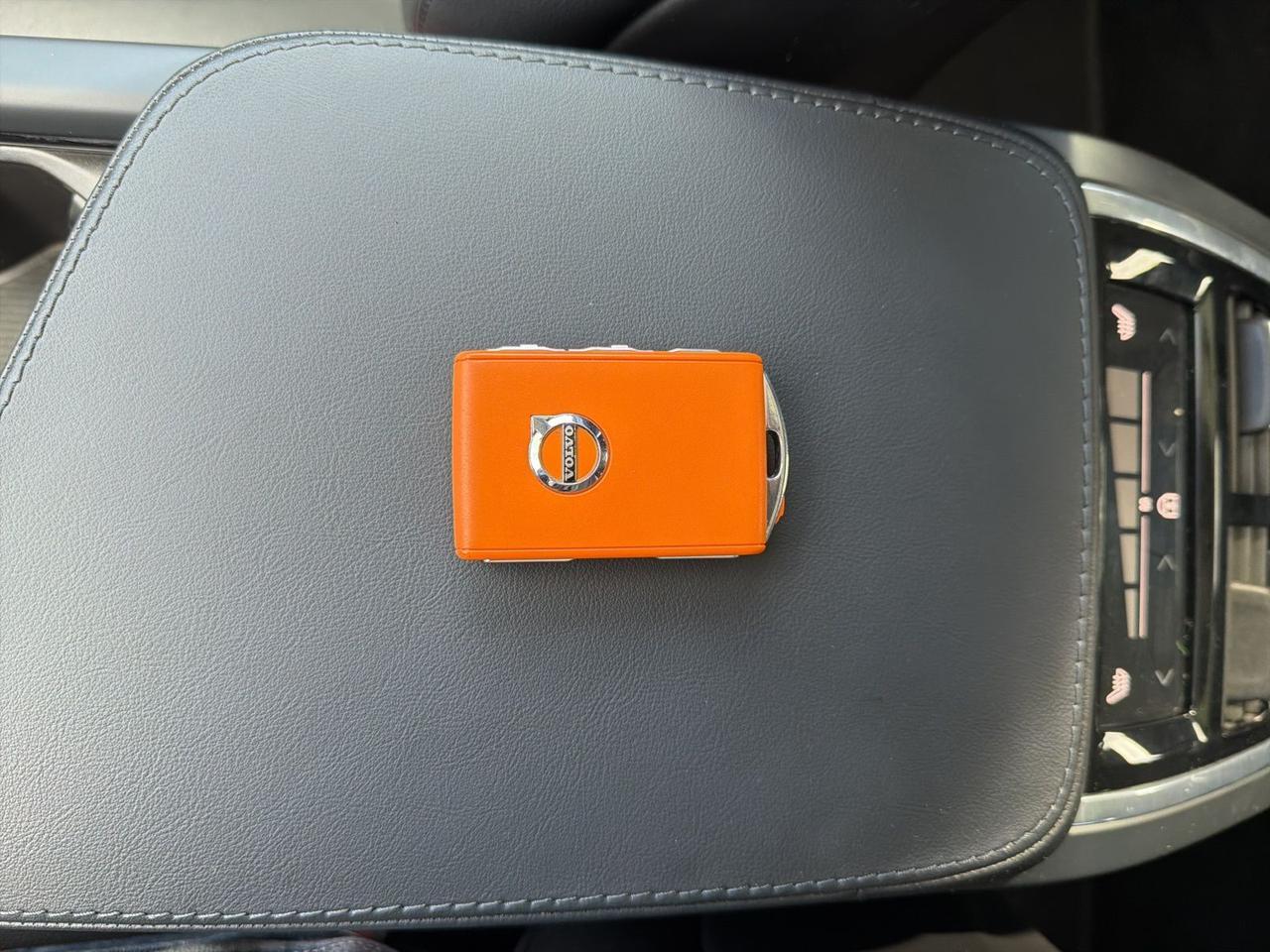 2024 Volvo XC90 B5 Core Bend OR