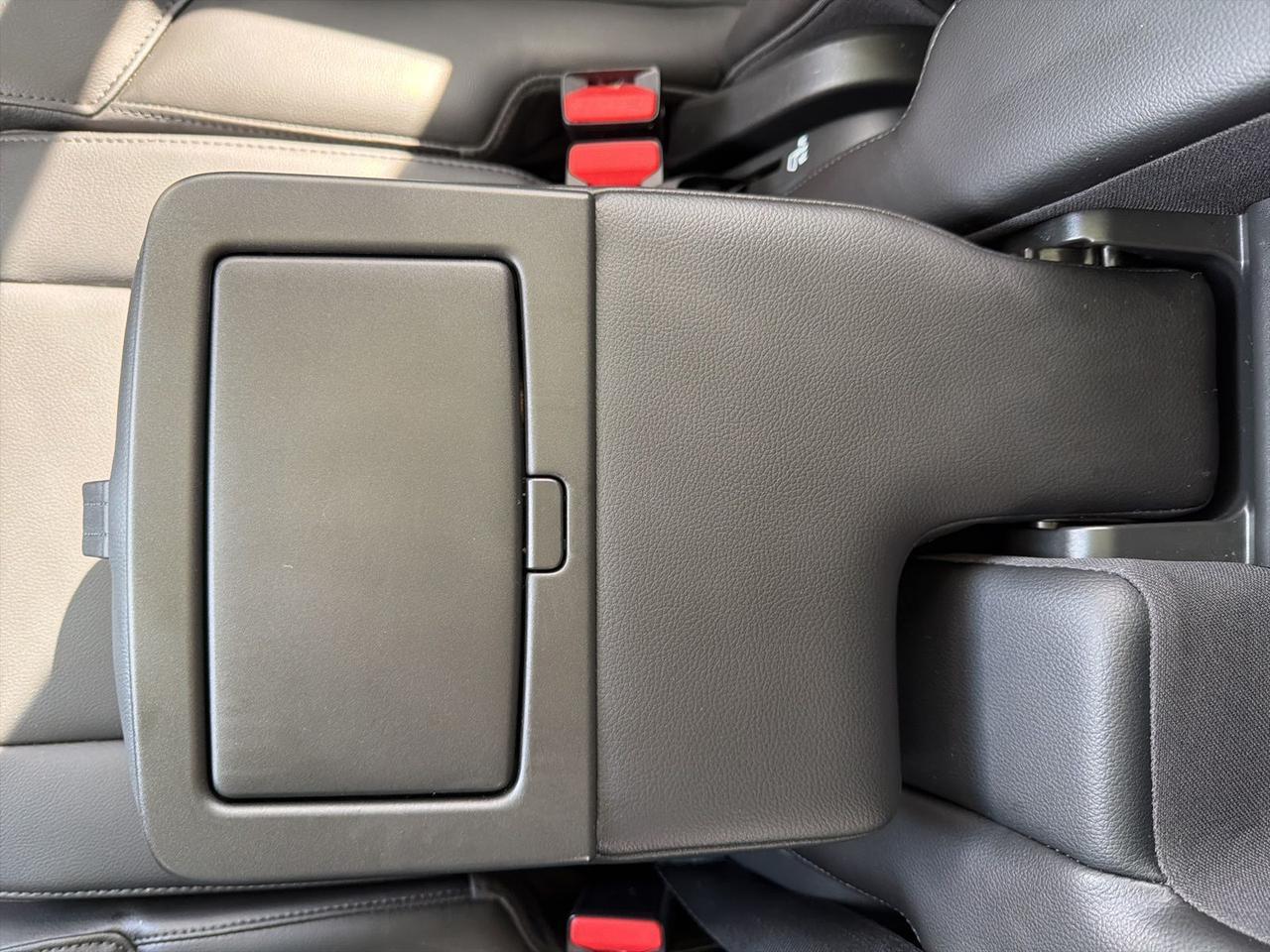 2024 Volvo XC90 B5 Core Bend OR