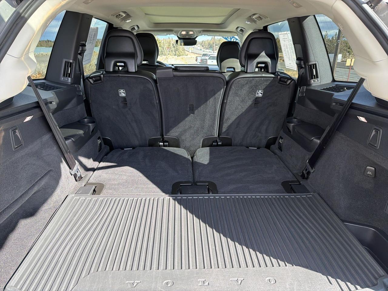2024 Volvo XC90 B5 Core Bend OR