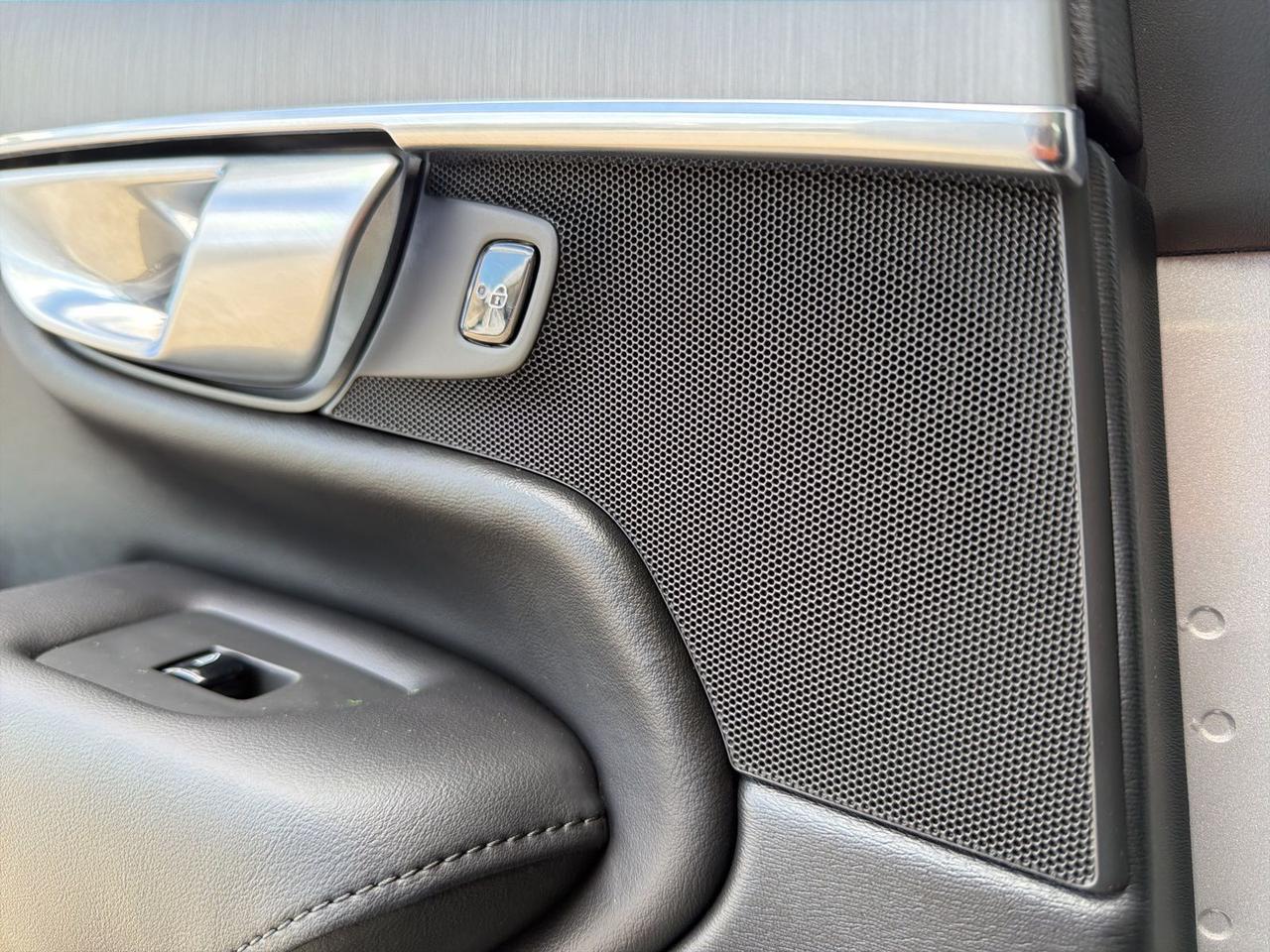 2024 Volvo XC90 B5 Core Bend OR