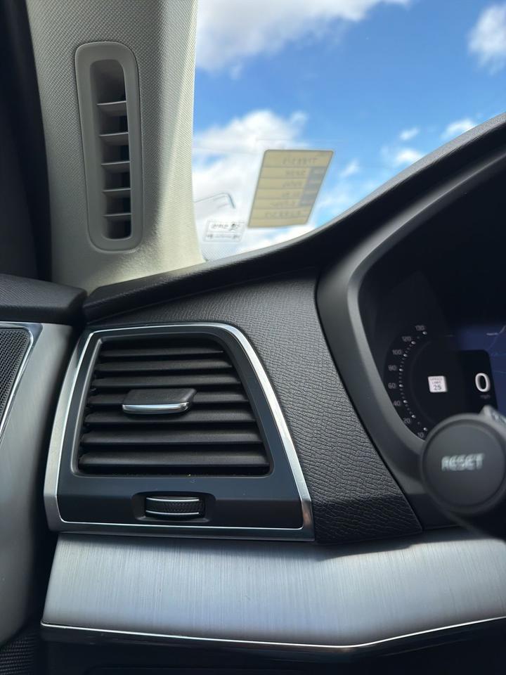 2024 Volvo XC90 B5 Core Bend OR