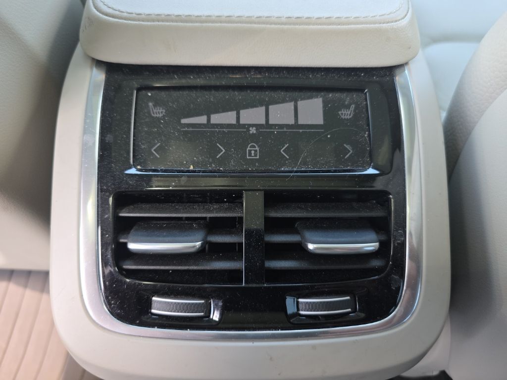 2024 Volvo XC90 B5 Core Hunt Valley MD