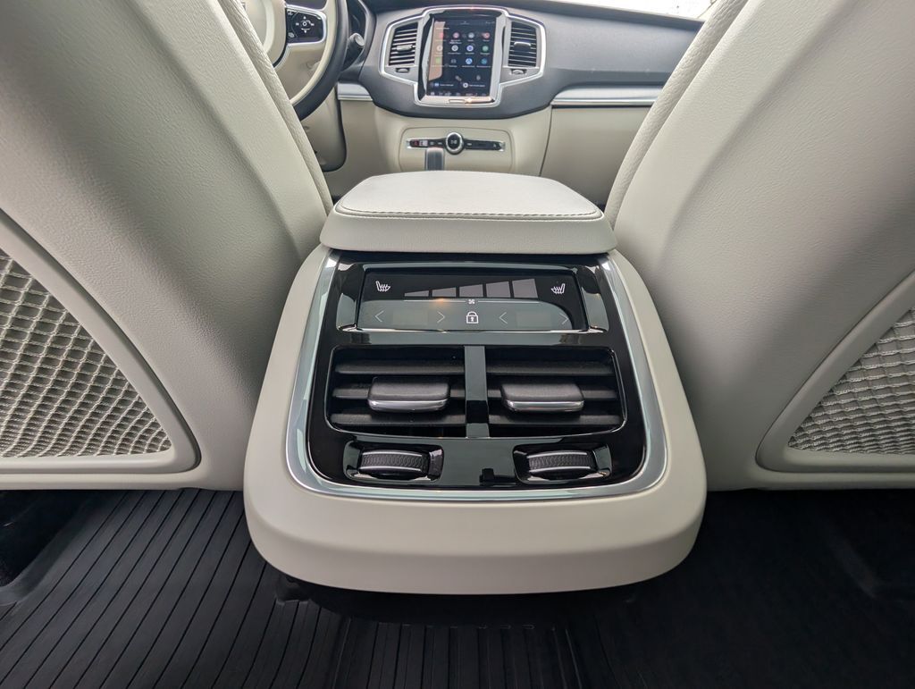 2024 Volvo XC90 B5 Core Hunt Valley MD