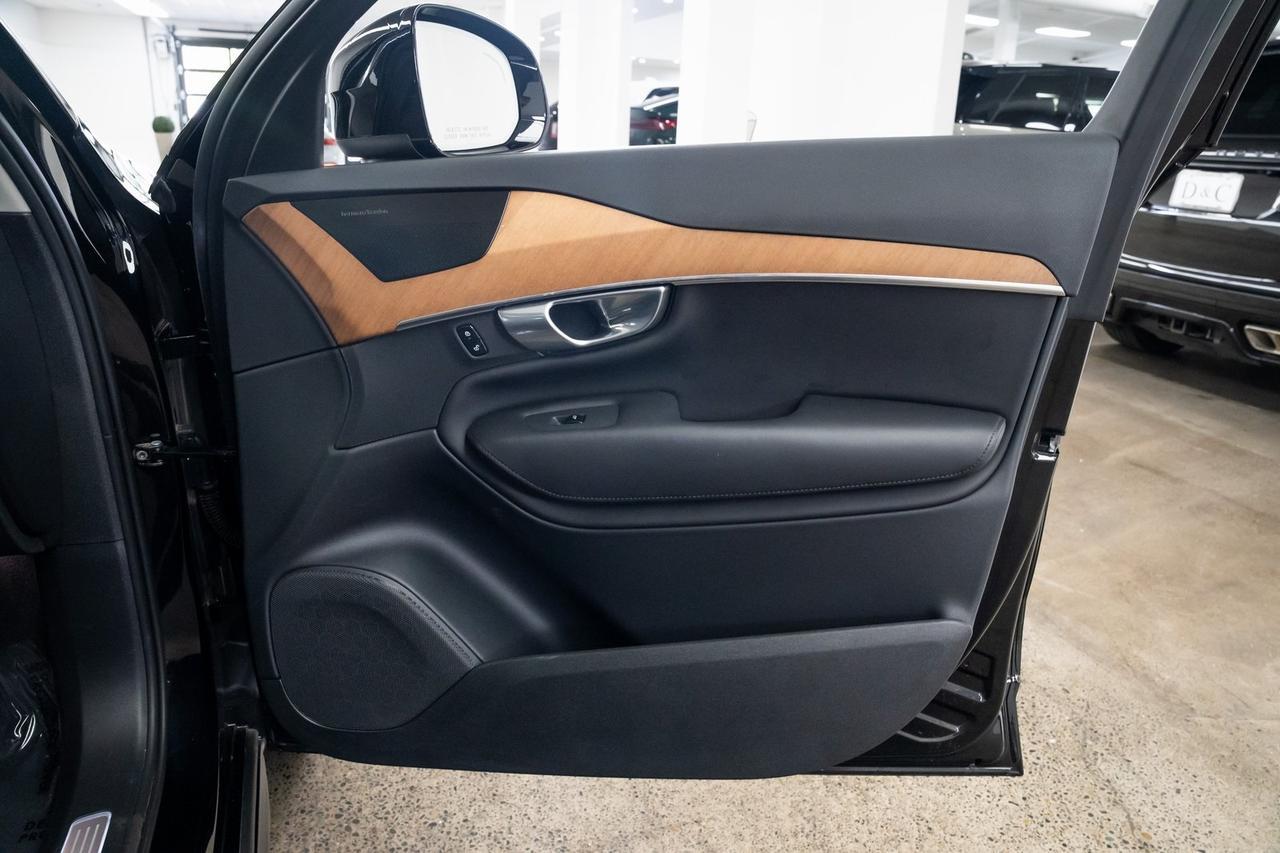 2024 Volvo XC90 B5 Plus Heated Seats Moonroof Harman/ Kardon Audio Portland OR