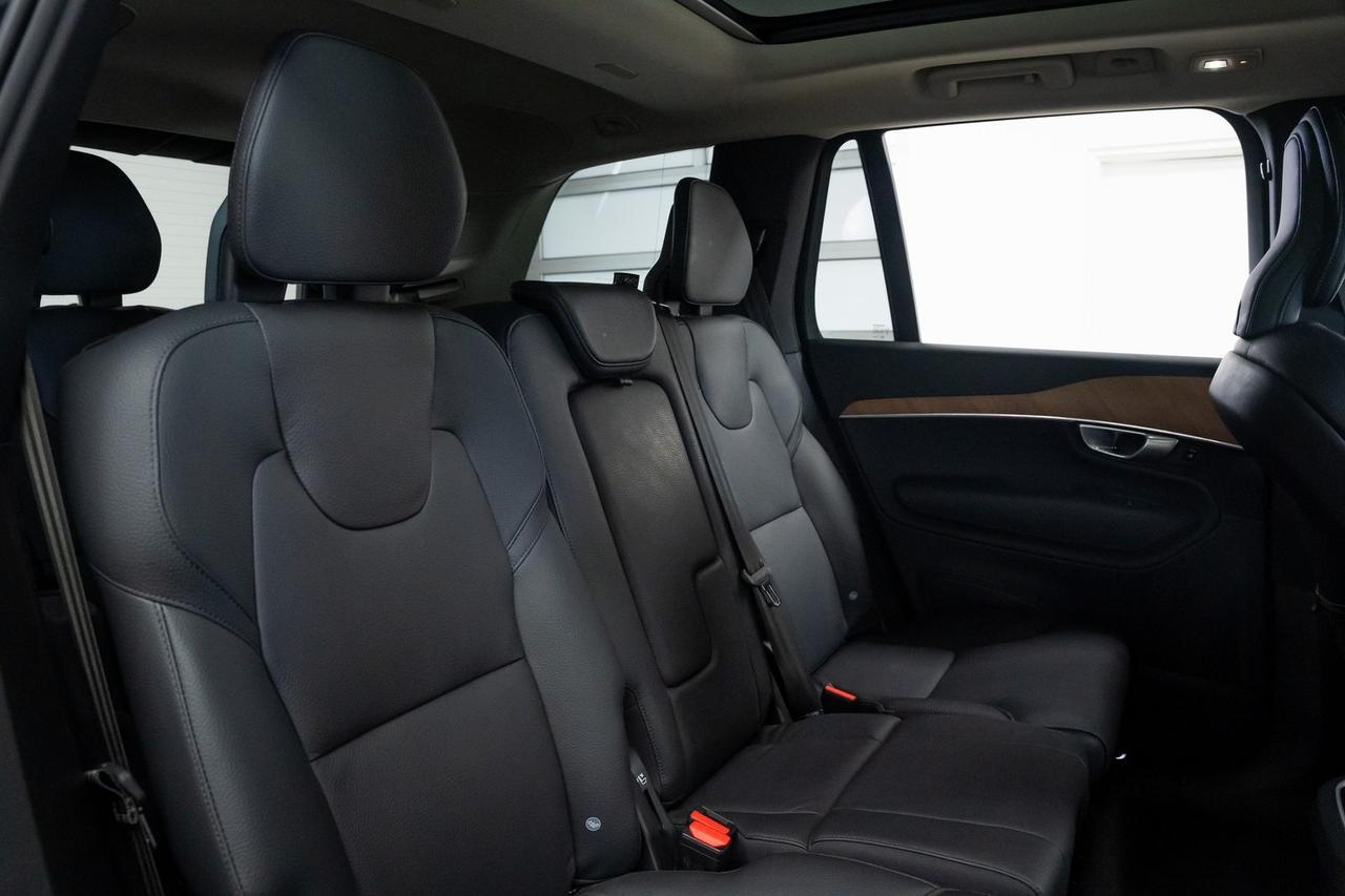2024 Volvo XC90 B5 Plus Heated Seats Moonroof Harman/ Kardon Audio Portland OR