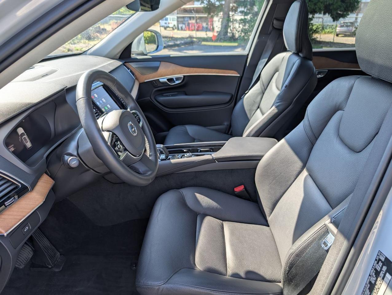 2024 Volvo XC90 B6 AWD Hybrid PLUS center Walk w/Harman Kardon, Pilot Assist, 360 Cam, 4 Heated Seats & Wheel Portland OR