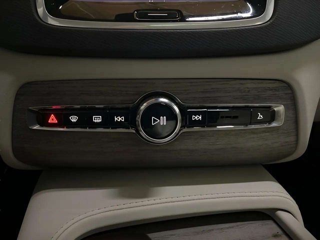 2024 Volvo XC90 B6 Core Dallas TX
