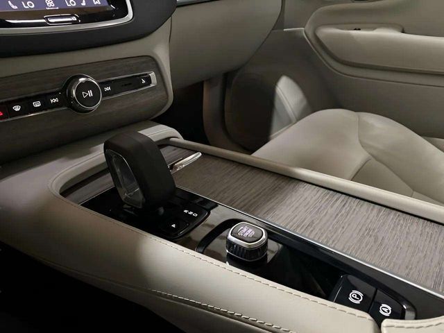 2024 Volvo XC90 B6 Core Dallas TX