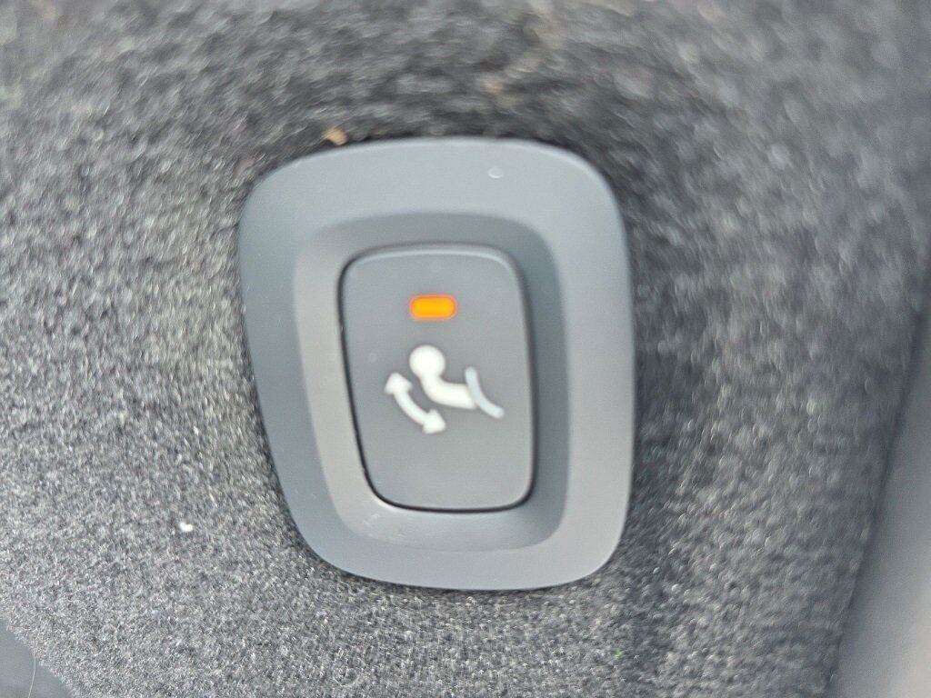 2024 Volvo XC90 B6 Core Hunt Valley MD