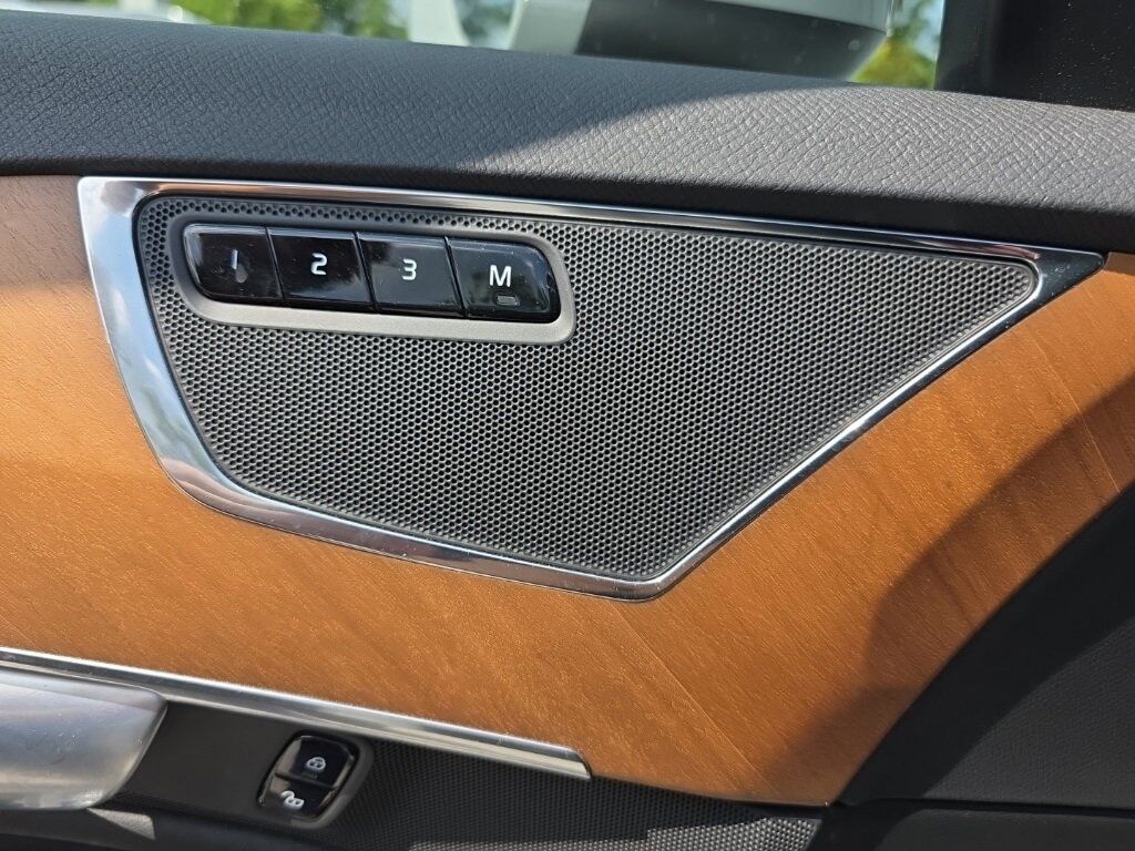 2024 Volvo XC90 B6 Core Hunt Valley MD