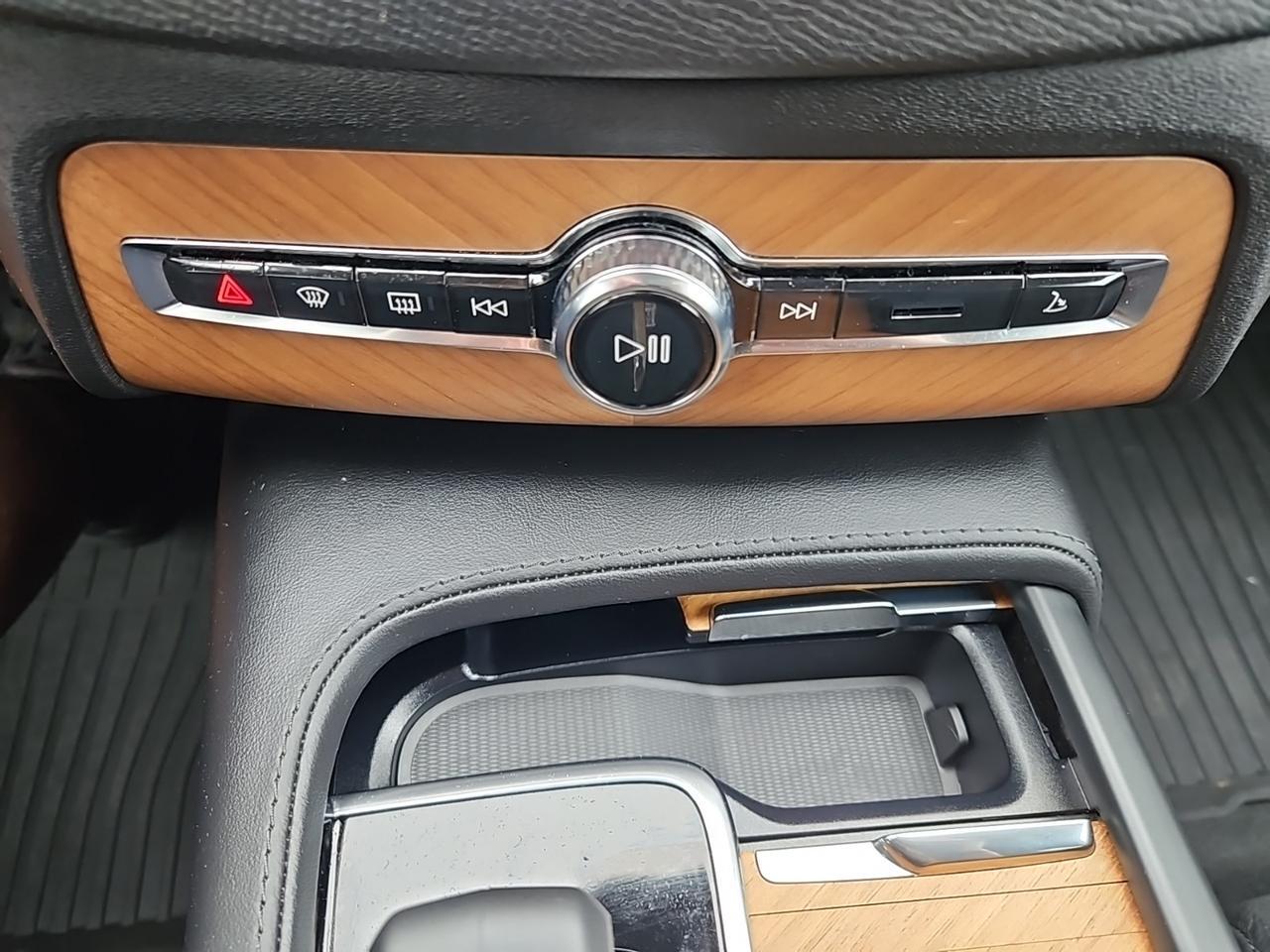 2024 Volvo XC90 B6 Plus Bright Theme 6-Seater Waldorf MD