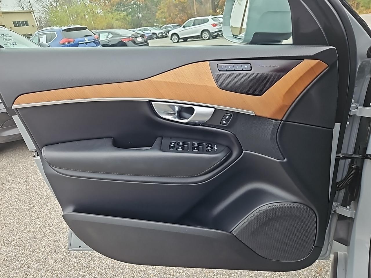 2024 Volvo XC90 B6 Plus Bright Theme 6-Seater Waldorf MD