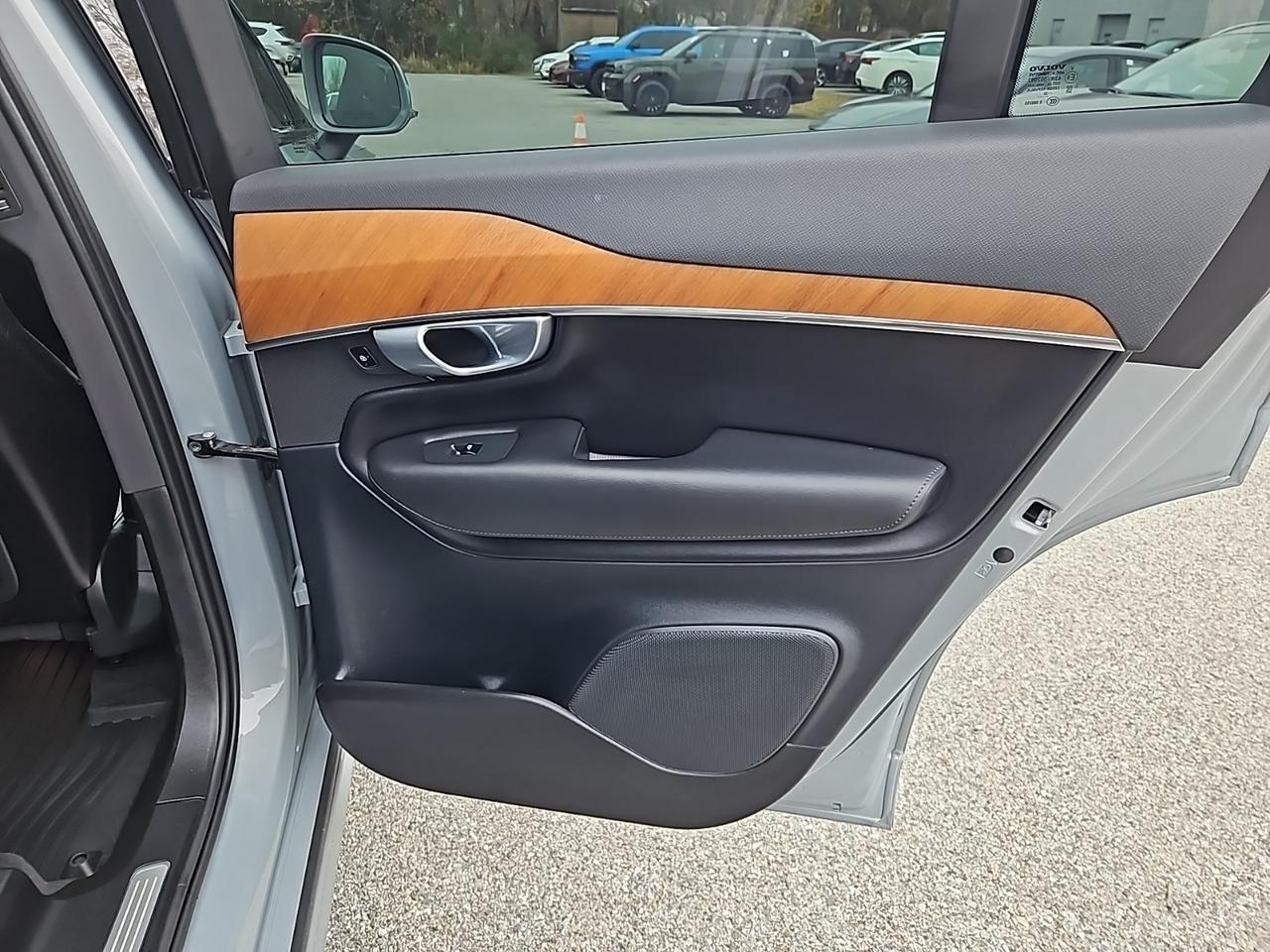 2024 Volvo XC90 B6 Plus Bright Theme 6-Seater Waldorf MD