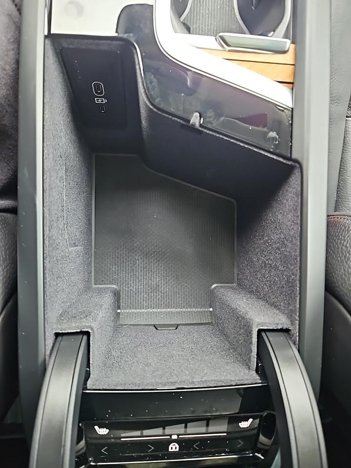 2024 Volvo XC90 B6 Plus Bright Theme 6-Seater Waldorf MD