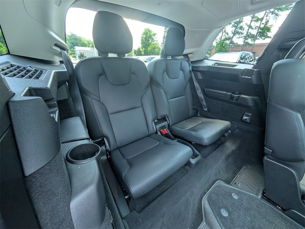 2024 Volvo XC90 B6 Plus Bright Theme 6-Seater Hunt Valley MD