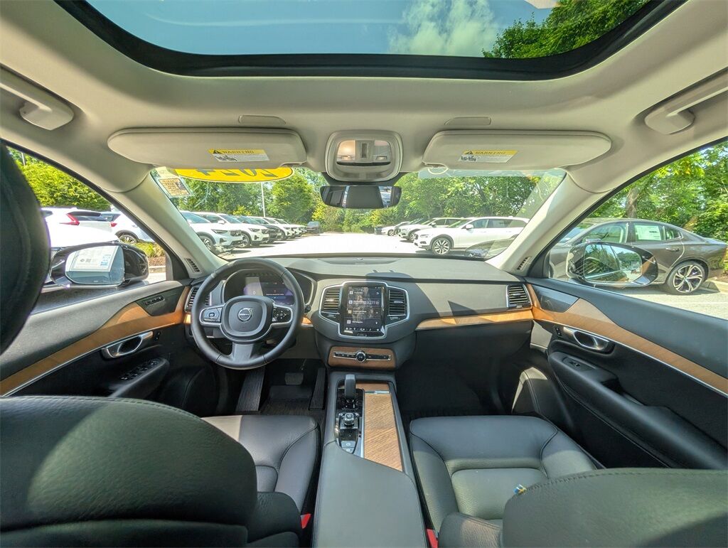 2024 Volvo XC90 B6 Plus Bright Theme 6-Seater Hunt Valley MD