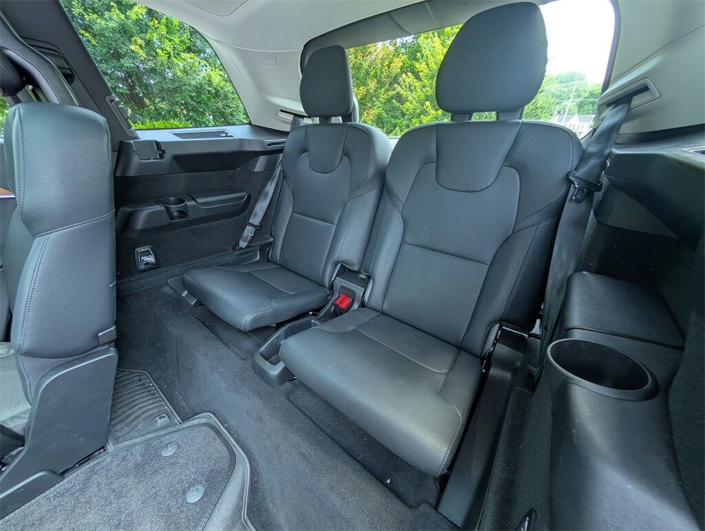2024 Volvo XC90 B6 Plus Bright Theme 6-Seater Hunt Valley MD