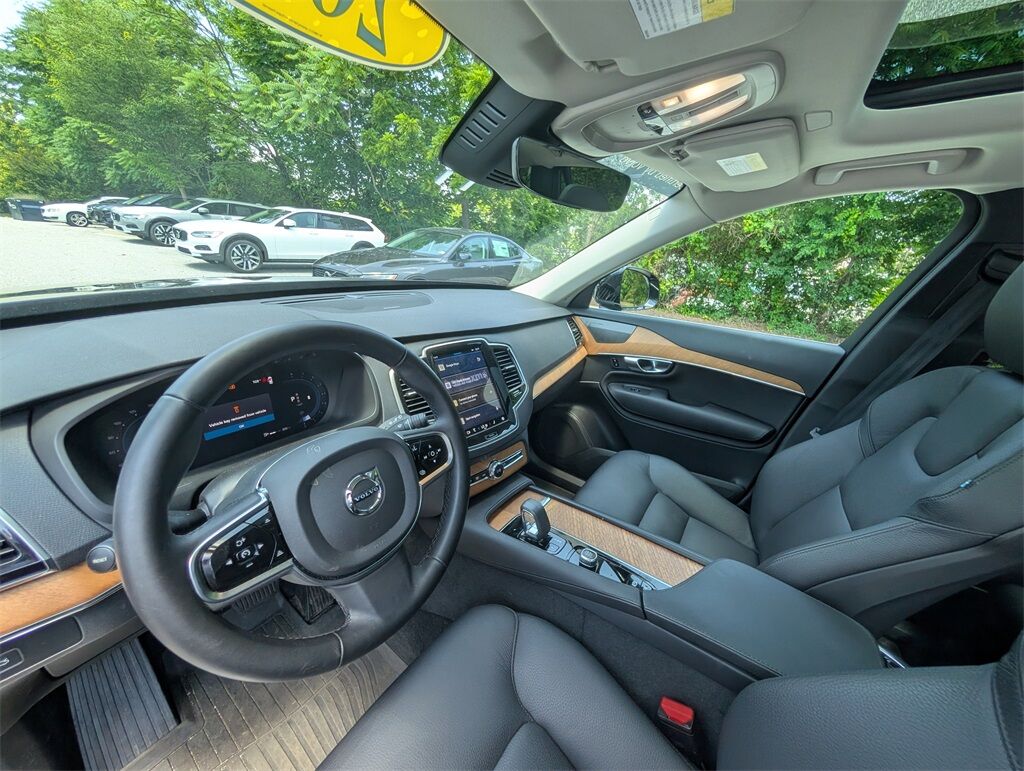 2024 Volvo XC90 B6 Plus Bright Theme 6-Seater Hunt Valley MD