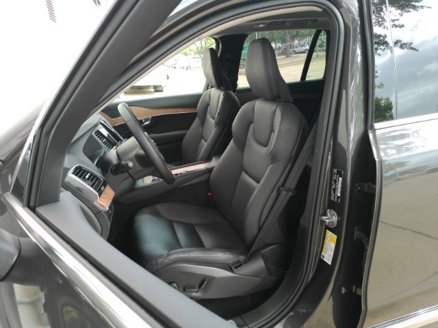 2024 Volvo XC90 B6 Plus Bright Theme 7-Seater Plano TX