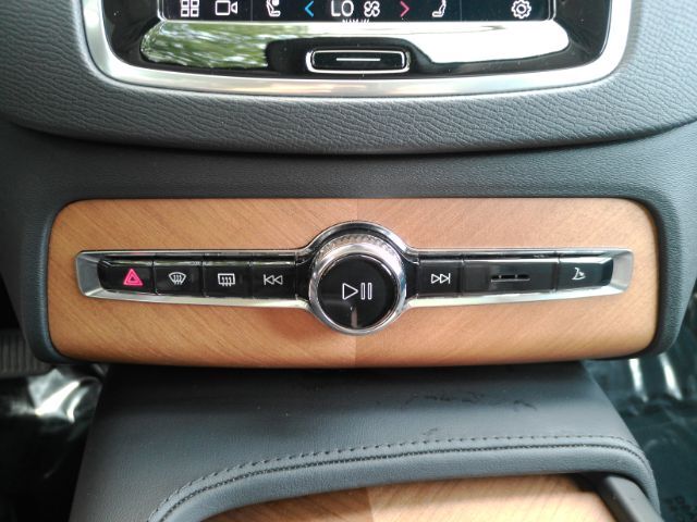 2024 Volvo XC90 B6 Plus Bright Theme 7-Seater Plano TX