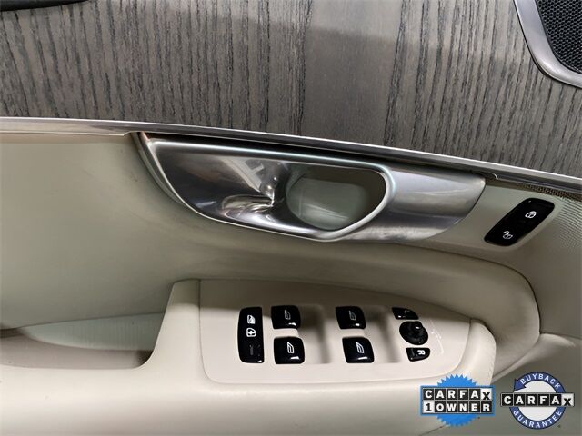 2024 Volvo XC90 B6 Plus Bright Theme Dallas TX