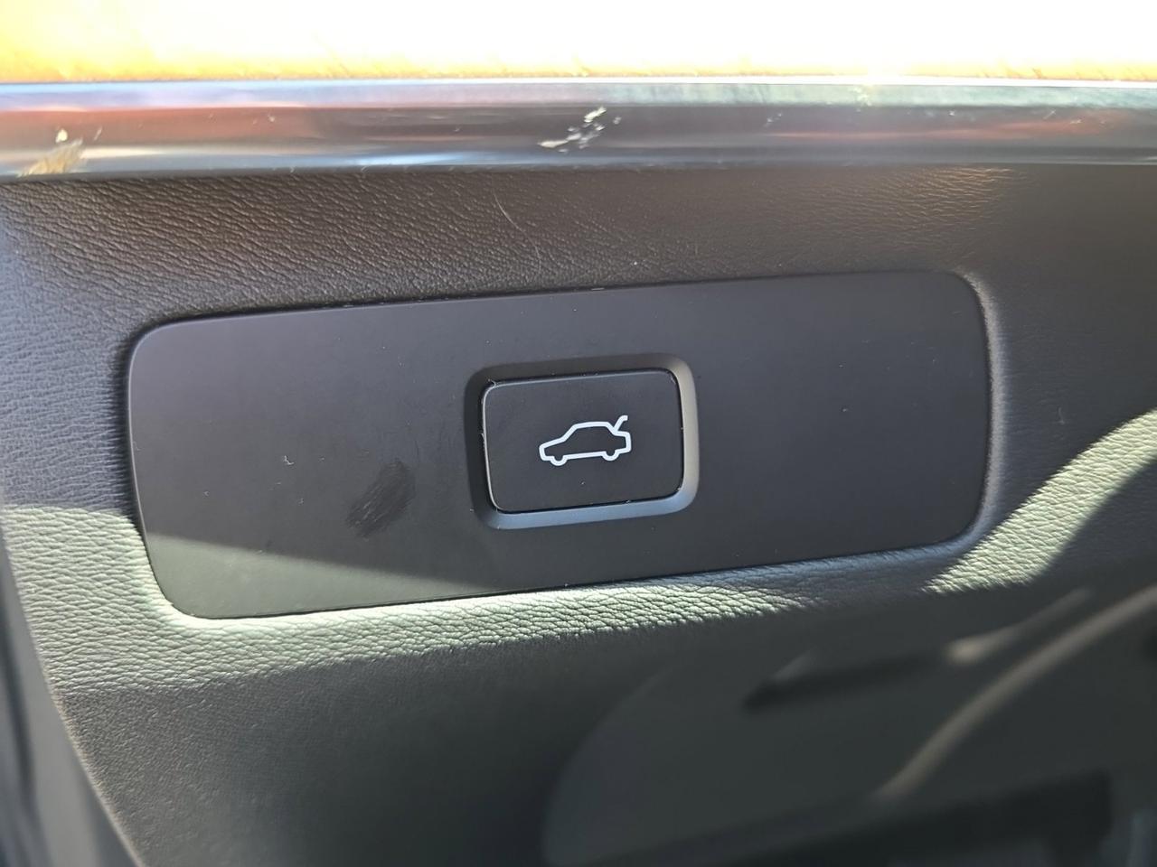 2024 Volvo XC90 B6 Plus Bright Theme Springfield VA