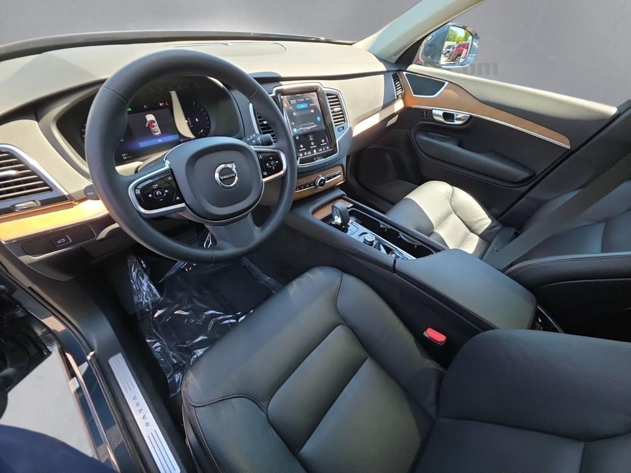2024 Volvo XC90 B6 Plus Bright Theme Glen Burnie MD