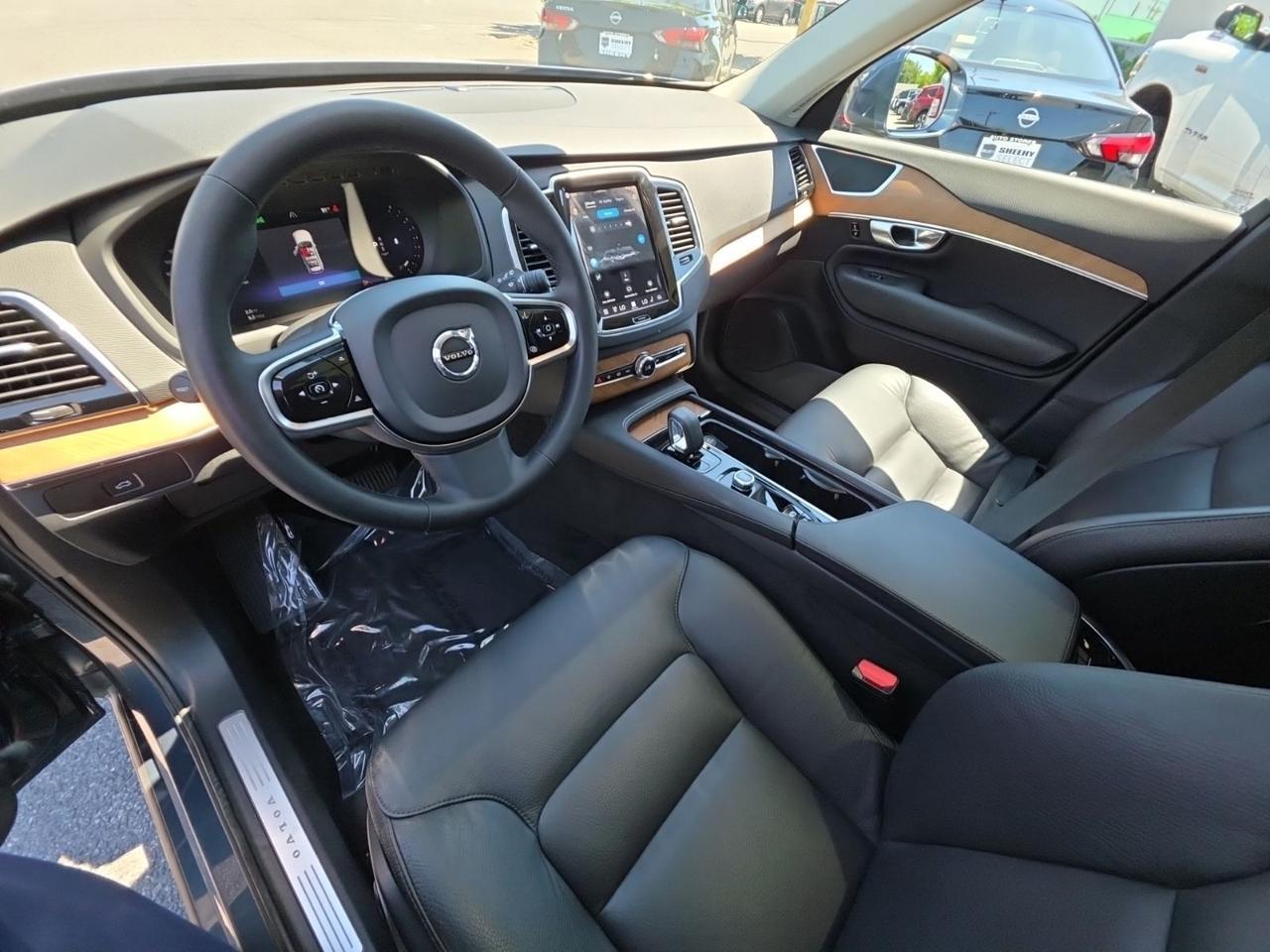 2024 Volvo XC90 B6 Plus Bright Theme Glen Burnie MD