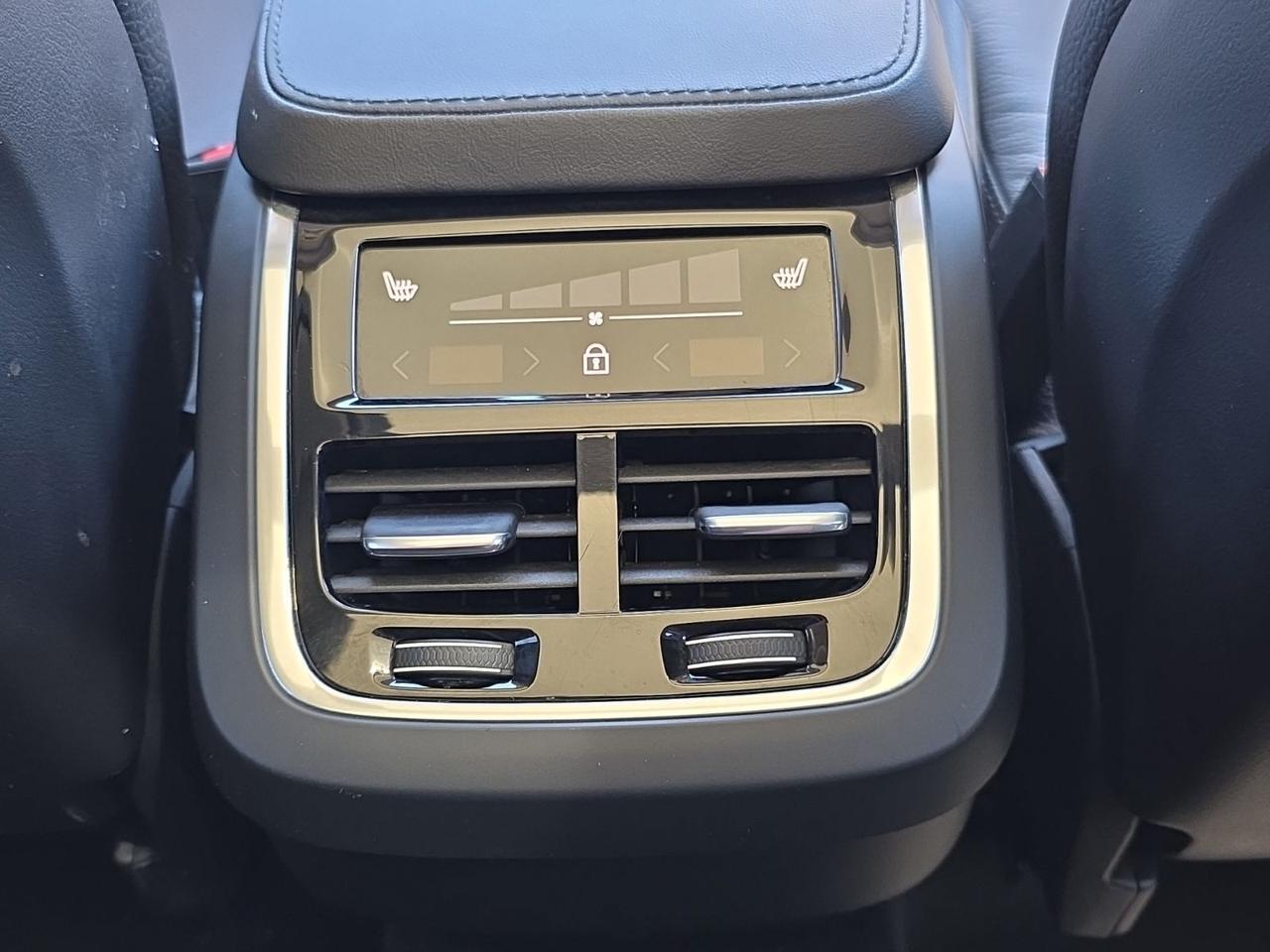 2024 Volvo XC90 B6 Plus Bright Theme Glen Burnie MD