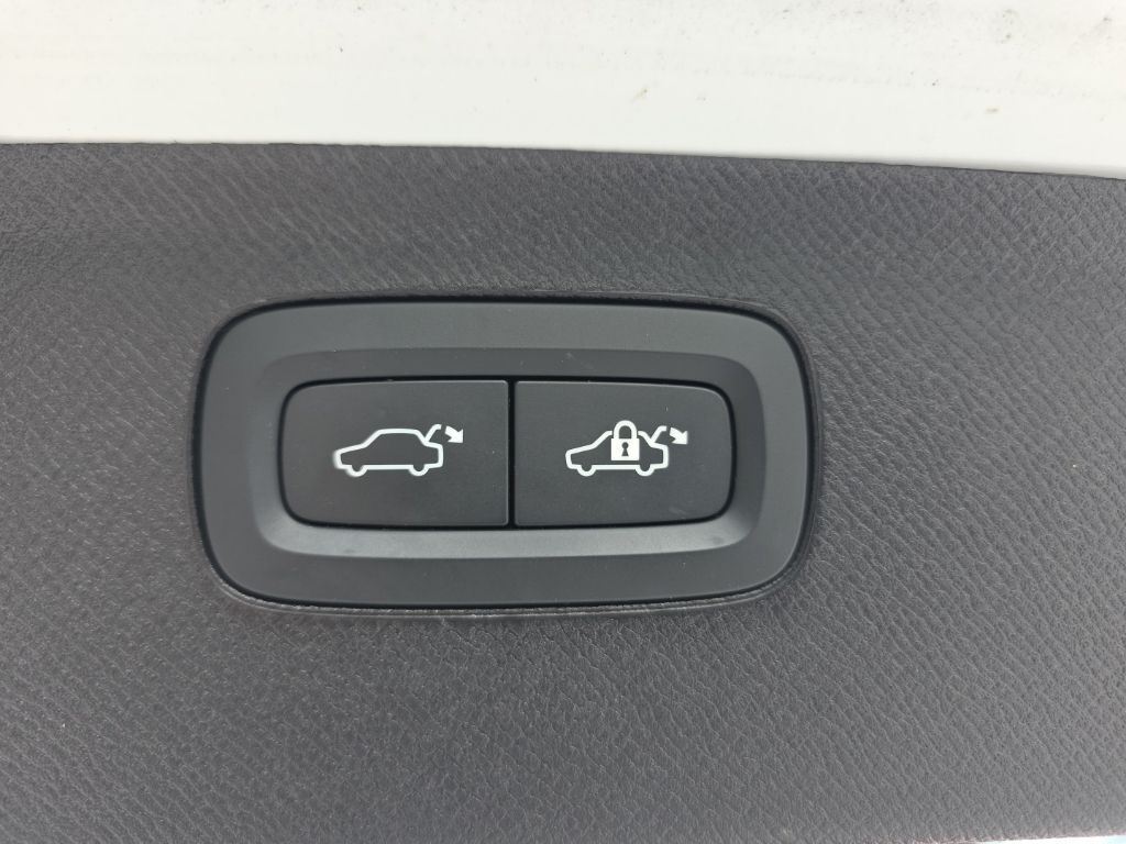 2024 Volvo XC90 B6 Plus Bright Theme Hunt Valley MD