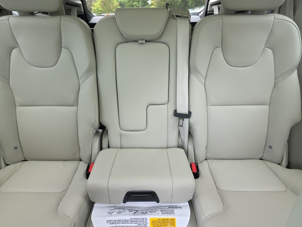 2024 Volvo XC90 B6 Plus Bright Theme Hunt Valley MD
