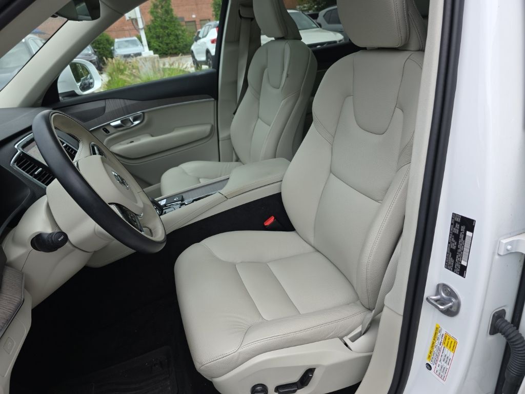 2024 Volvo XC90 B6 Plus Bright Theme Hunt Valley MD