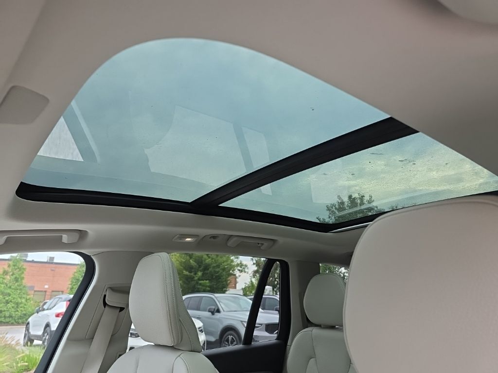 2024 Volvo XC90 B6 Plus Bright Theme Hunt Valley MD