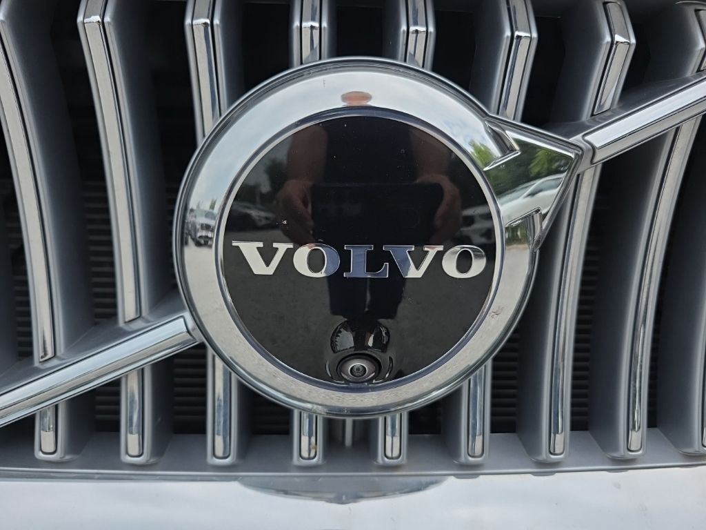 2024 Volvo XC90 B6 Plus Bright Theme Hunt Valley MD