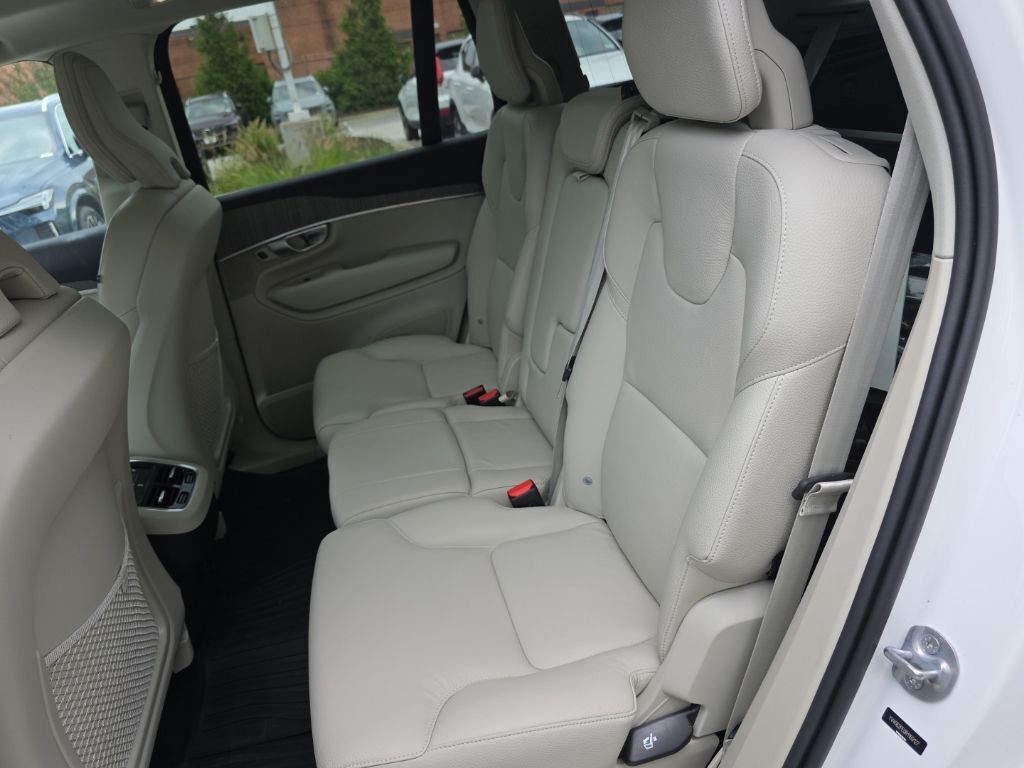 2024 Volvo XC90 B6 Plus Bright Theme Hunt Valley MD
