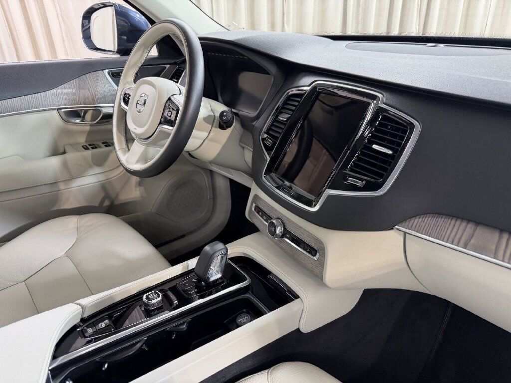 2024 Volvo XC90 B6 Plus Bright Theme Hunt Valley MD