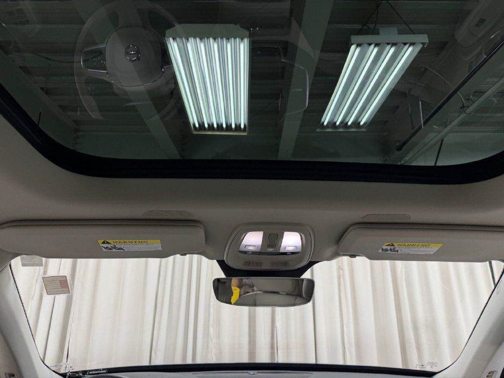 2024 Volvo XC90 B6 Plus Bright Theme Hunt Valley MD