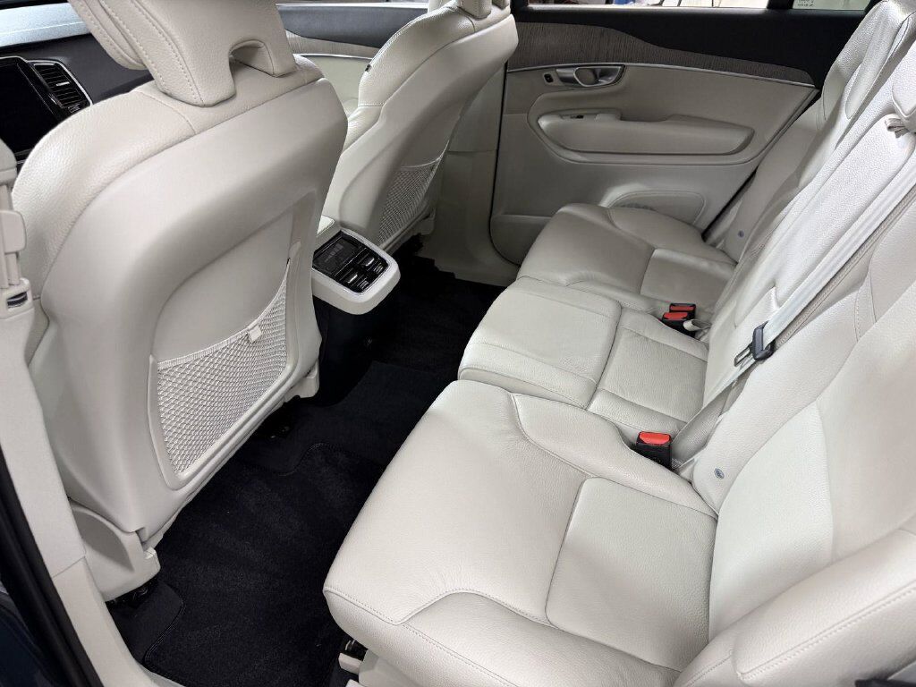 2024 Volvo XC90 B6 Plus Bright Theme Hunt Valley MD