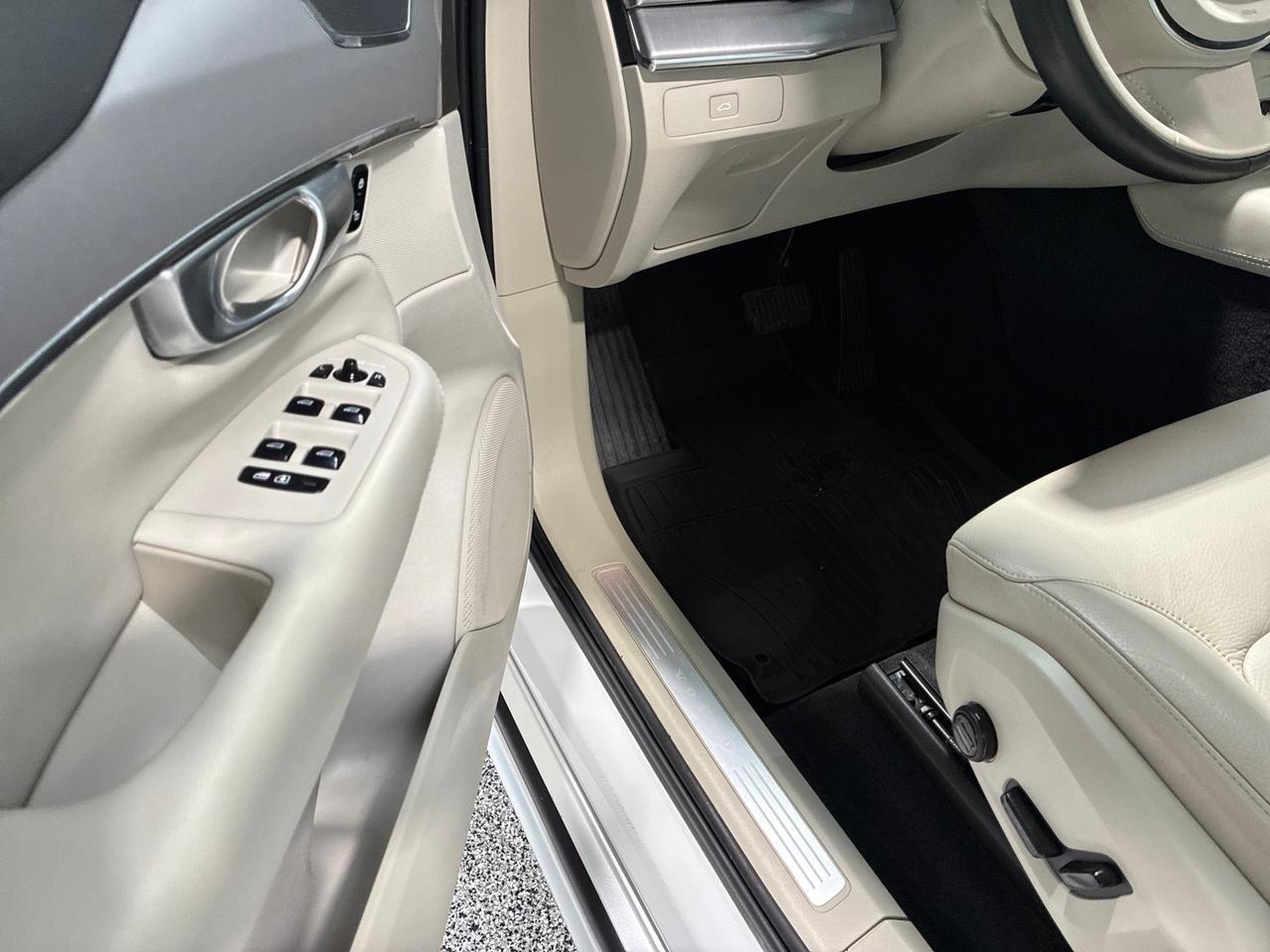 2024 Volvo XC90 Core Bright Theme, 20in Wheels Houston TX