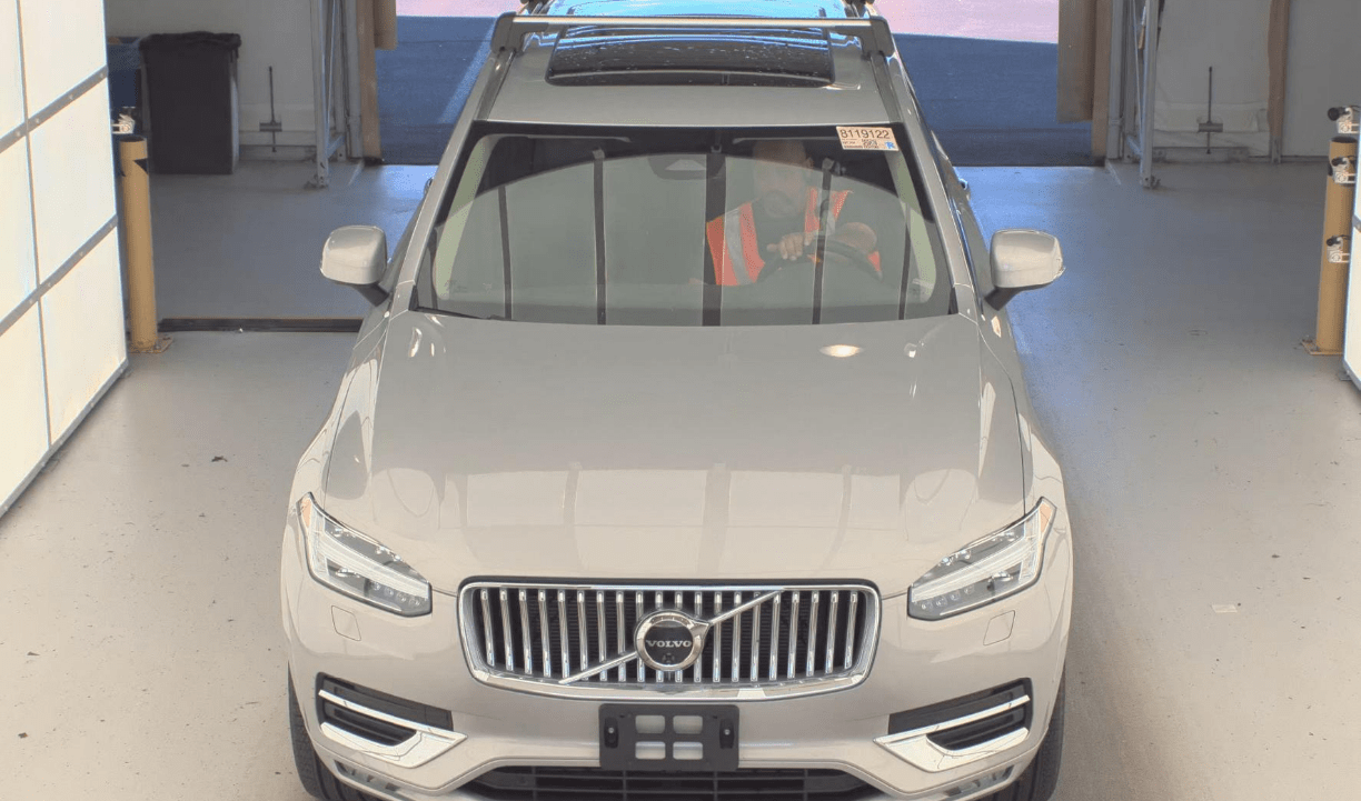 2024 Volvo XC90 Plus Bright Theme Knoxville TN