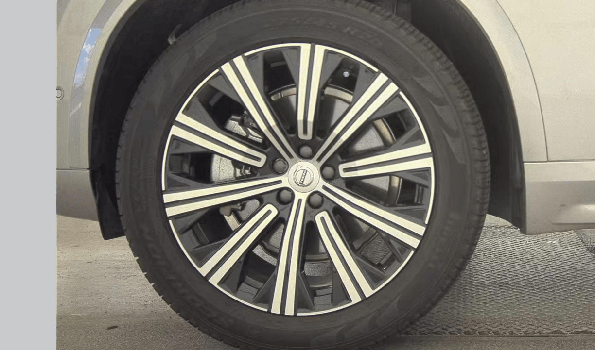 2024 Volvo XC90 Plus Bright Theme Knoxville TN