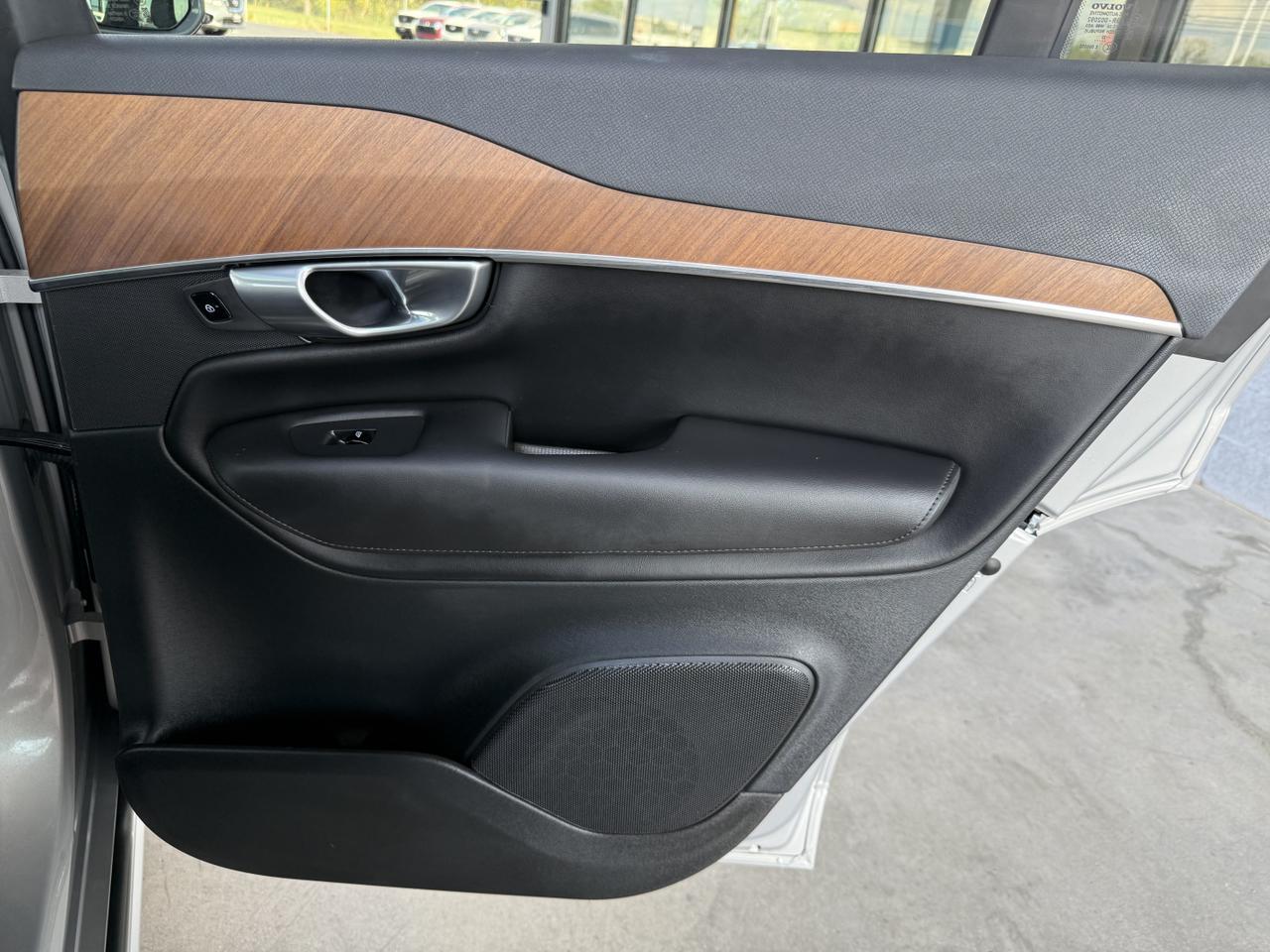 2024 Volvo XC90 Plus Bright Theme Knoxville TN