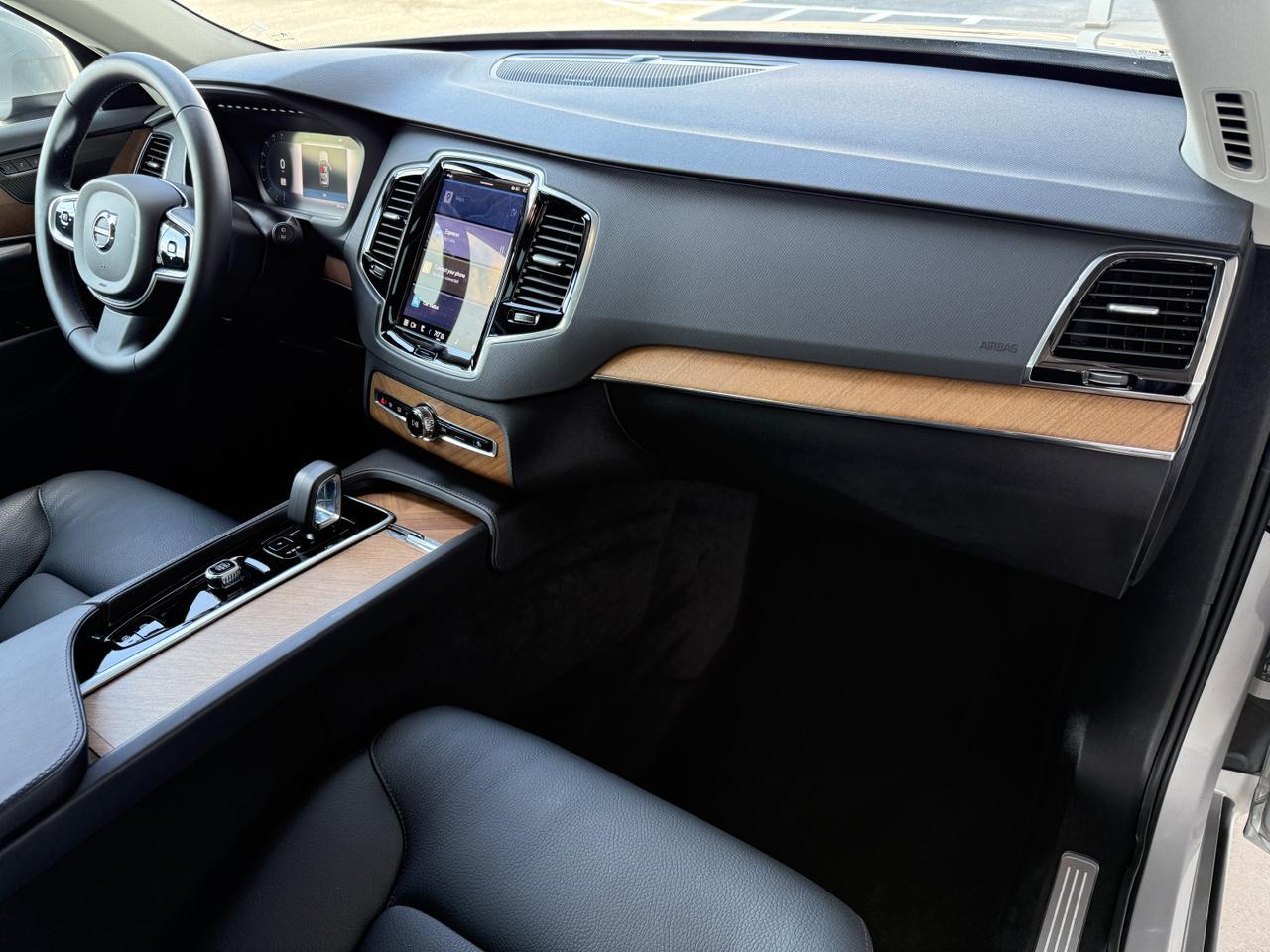 2024 Volvo XC90 Plus Bright Theme Knoxville TN