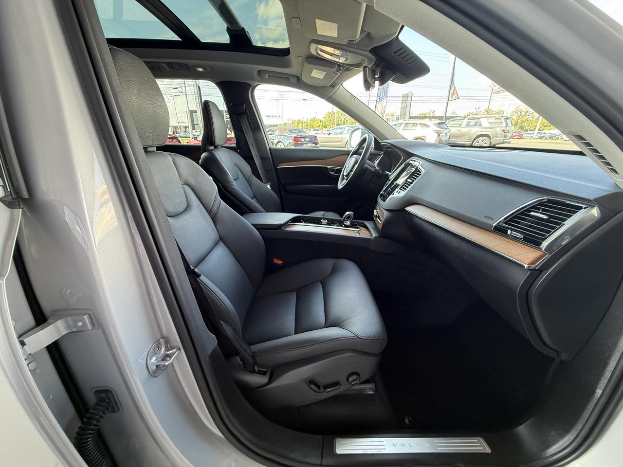 2024 Volvo XC90 Plus Bright Theme Knoxville TN