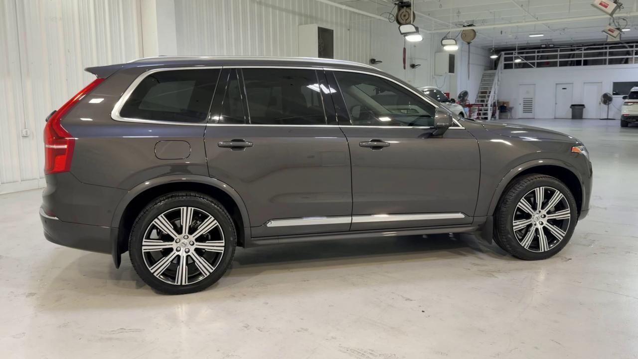 2024 Volvo XC90 Plus Bright Theme