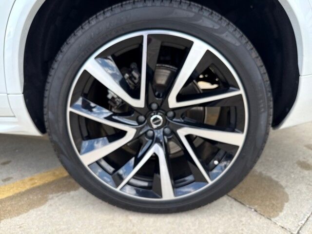 2024 Volvo XC90 Plus Bright Theme Springfield IL