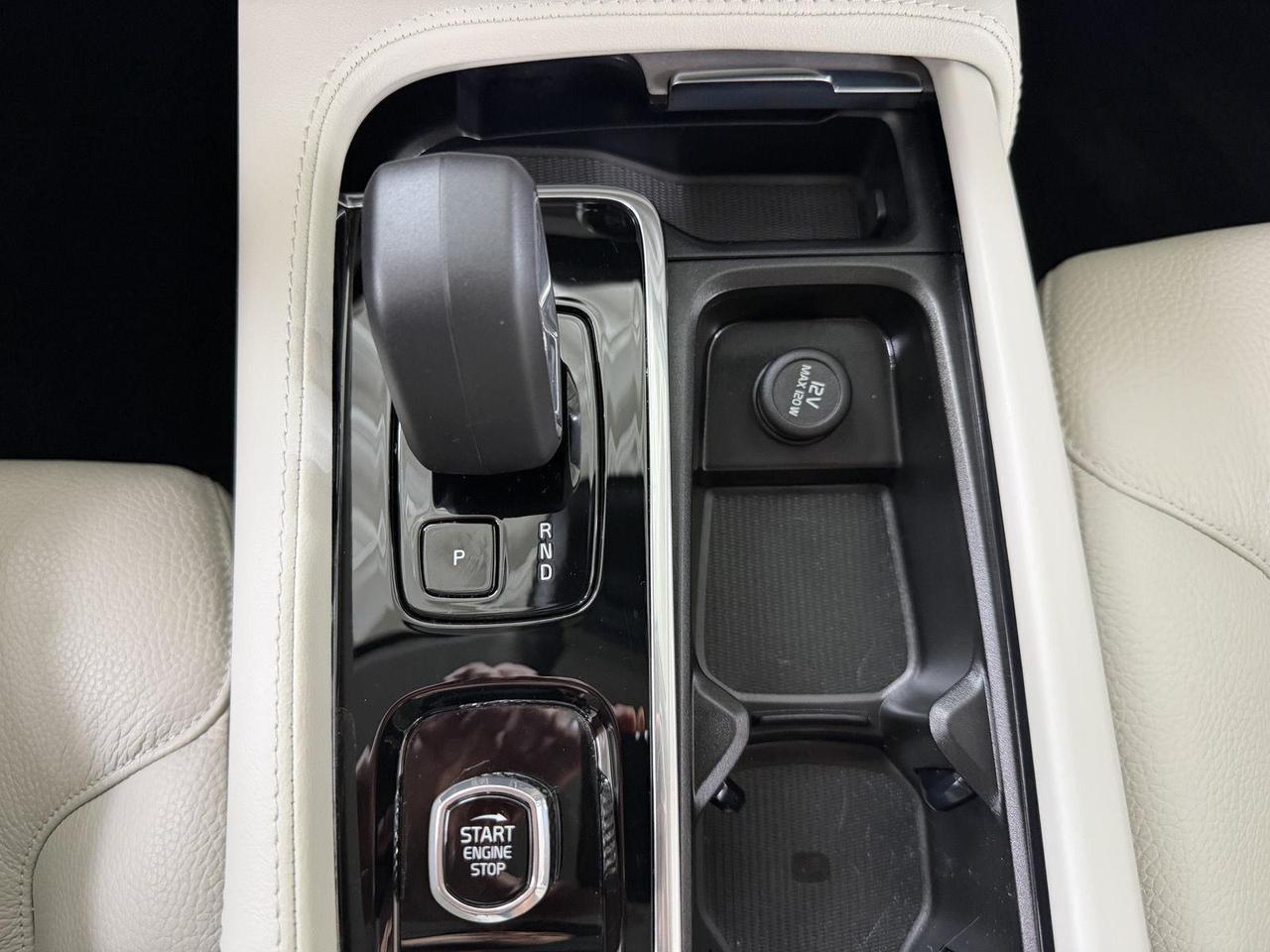 2024 Volvo XC90 Plus Bright Theme Annapolis MD